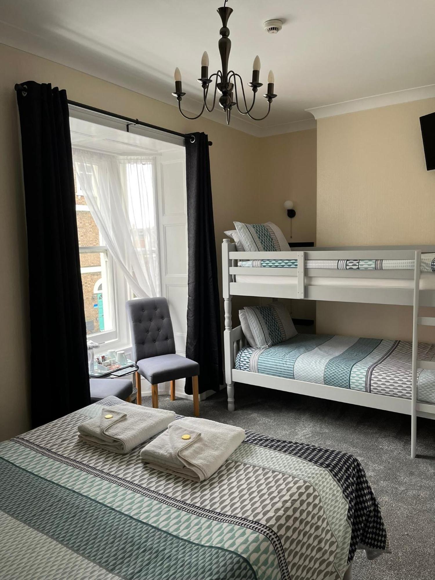 Cunard Guest House Веймут Екстер'єр фото